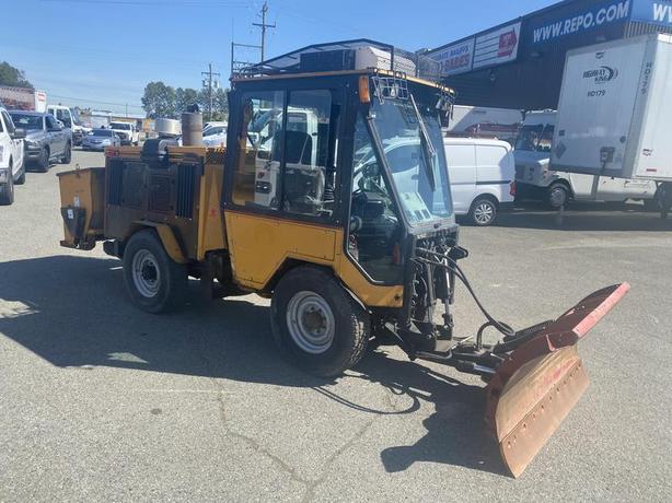 2010 Trackless MT6 Plow Spreader Diesel image 8
