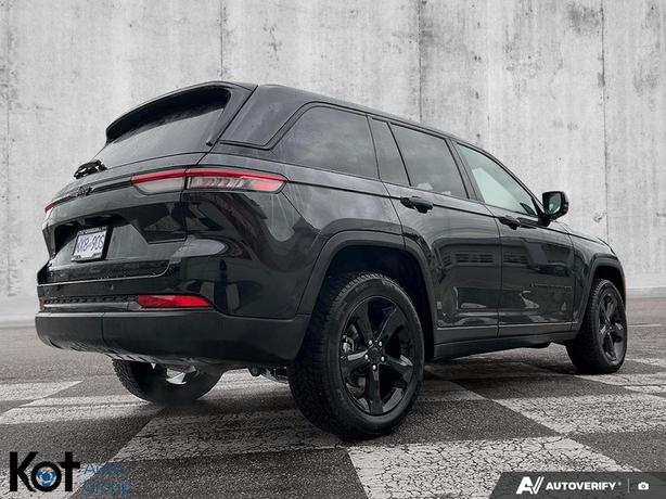 2025 Jeep Grand Cherokee Altitude | DEMO CLEAROUT | FREE WINTER TIRES | Trailer  image 5