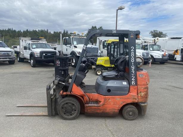 2010 Toyota 7FGGU25 Forklift Propane image 2