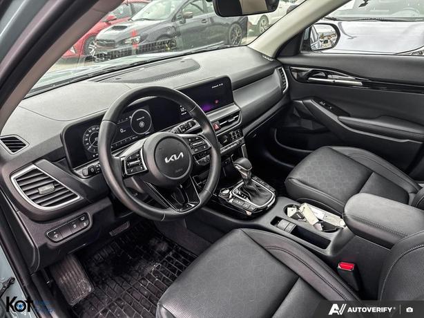 2025 Kia Seltos LX ONE OWNER! NO ACCIDENT! BACKUP CAMERA! HEATED SEATS! image 6