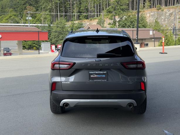 2023 Ford Escape Hybrid - No Accidents, Heated Seats, NAV, HUD image 7