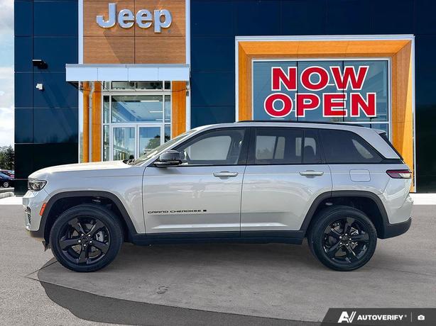 2024 Jeep Grand Cherokee Altitude 4x4Sport Utility | Keyless Entry | Backup Came image 3