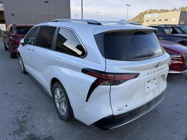 2024 Toyota Sienna Limited FULL LOAD! LEATHER! SUNROOF! HEV! ONE OWNER! NO ACCID image 2