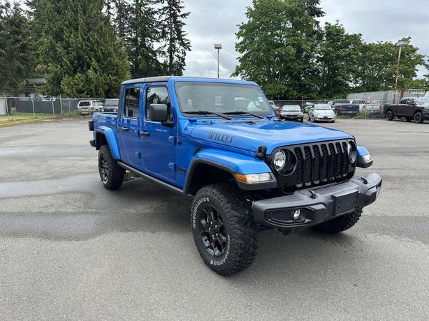 2023 Jeep Gladiator Willys image 7