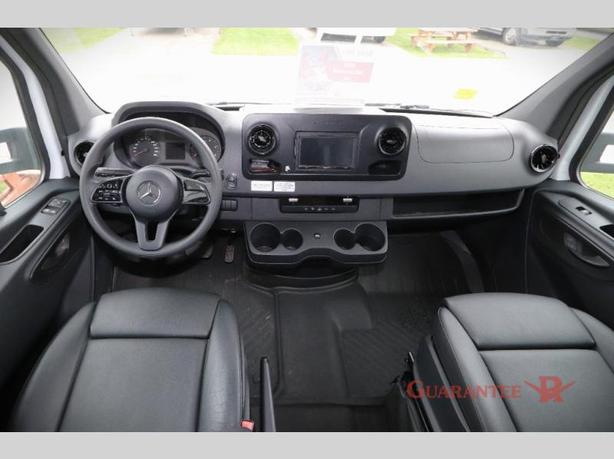 Used 2020 Jayco Melbourne 24L image 7