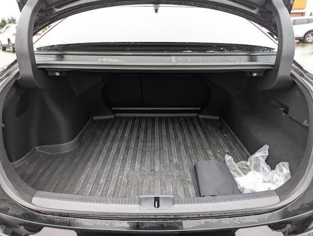 2023 Toyota Crown HybridMax - No Accidents, Heated/Vented Seats, AWD image 8