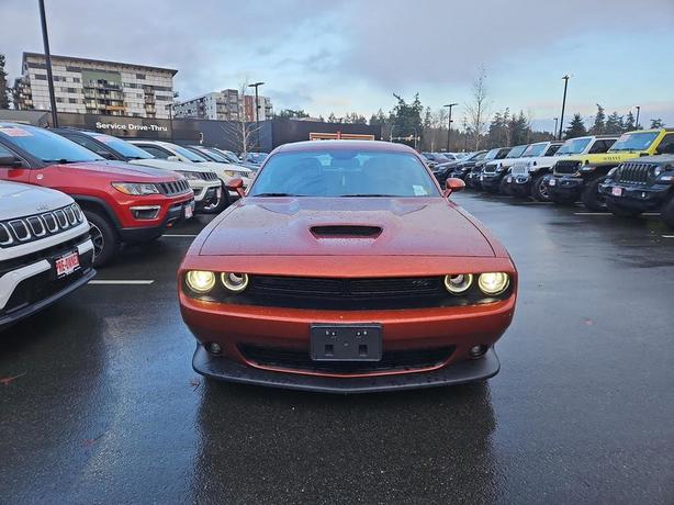 2023 Dodge Challenger R/T RWD | No Reported Accidents | One Owner! image 2