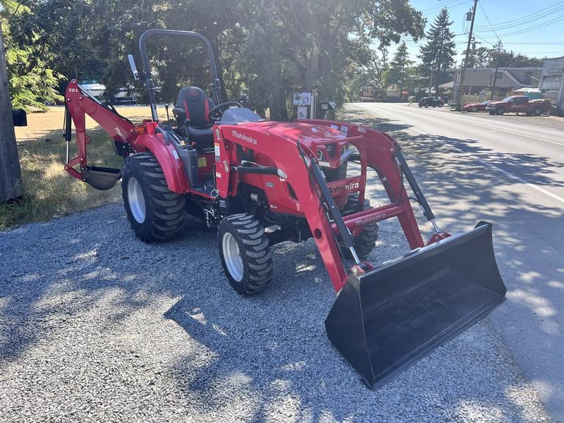 2024 Mahindra 1600 Series 1635 Shuttle display photo