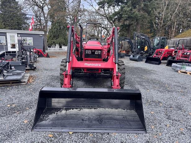 2024 Mahindra 6000 Series 6075 Power Shuttle image 3