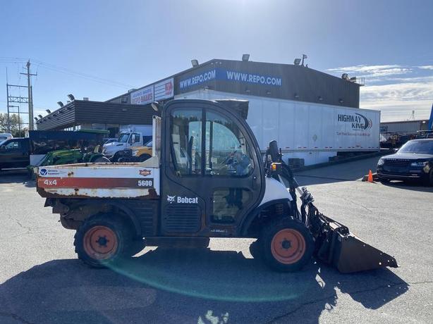 2015 Bobcat 5600 4x4 front end loader Diesel image 6
