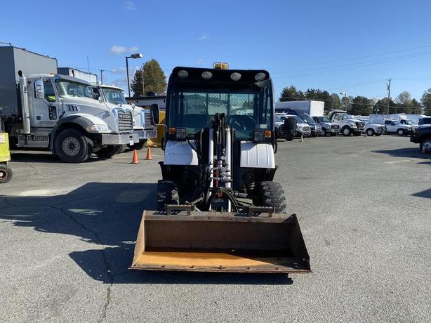 2015 Bobcat 5600 4x4 front end loader Diesel image 8