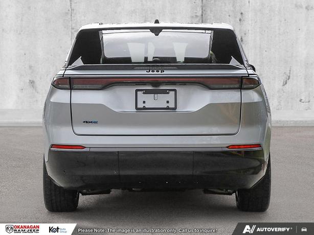 2024 Jeep Wagoneer S Launch Edition demo image 5