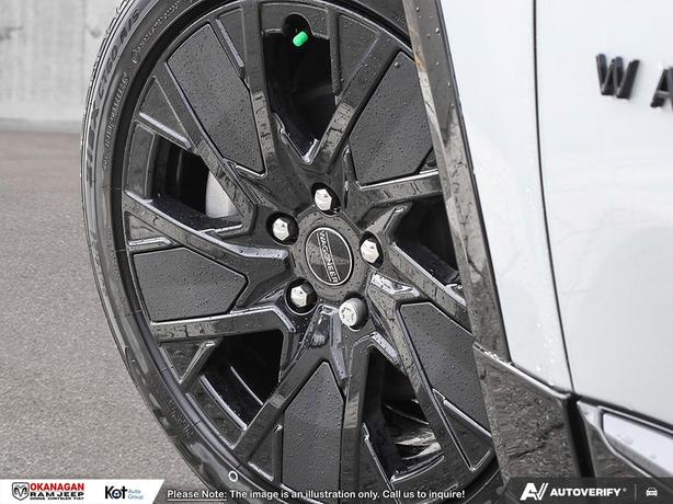 2024 Jeep Wagoneer S Launch Edition demo image 8