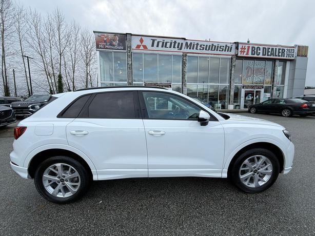 2025 Audi Q3 Quattro - Sunroof, Parking Sensors, Heated Seats image 5