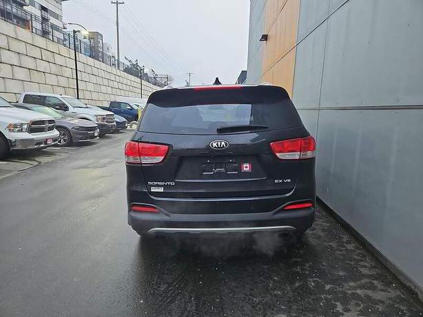 2018 Kia Sorento EX V6 image 5