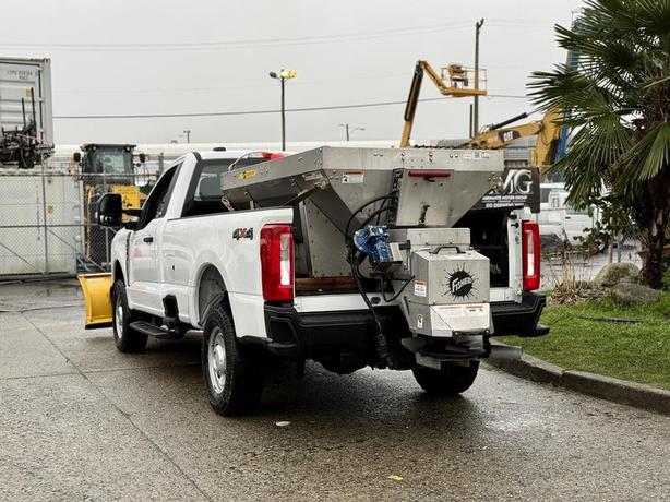 2023 Ford F-250 XL 4x4 Plow Truck with Fisher Sander image 8