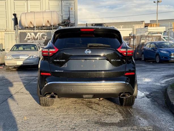 2021 Nissan Murano SV AWD with Moonroof and 360° Camera image 8
