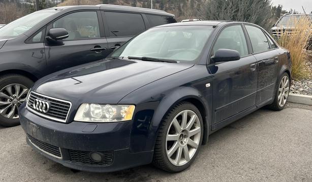 2004 Audi A4 1.8t MANUAL, BLACK INTERIOR, KEYLESS ENTRY, AWD, WHEEL CONTROLS, FM image 1