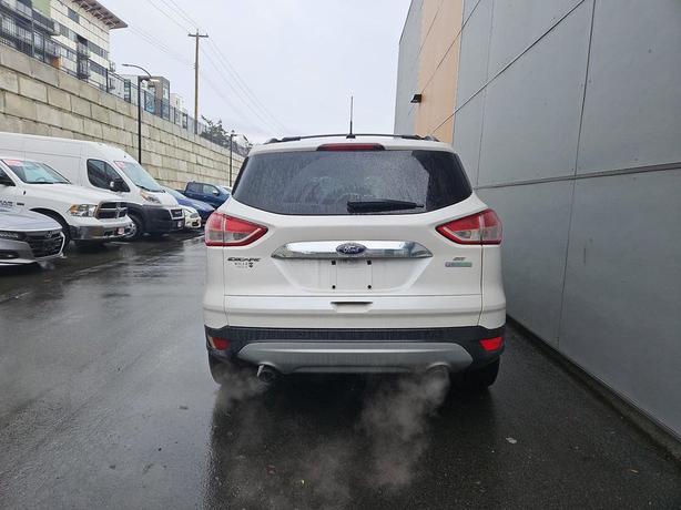 2015 Ford Escape SE | Heated Seats | Cruise Control! image 5