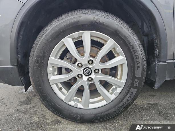 2019 Nissan Rogue S AWD | Heated Seats | Cruise Control! image 6