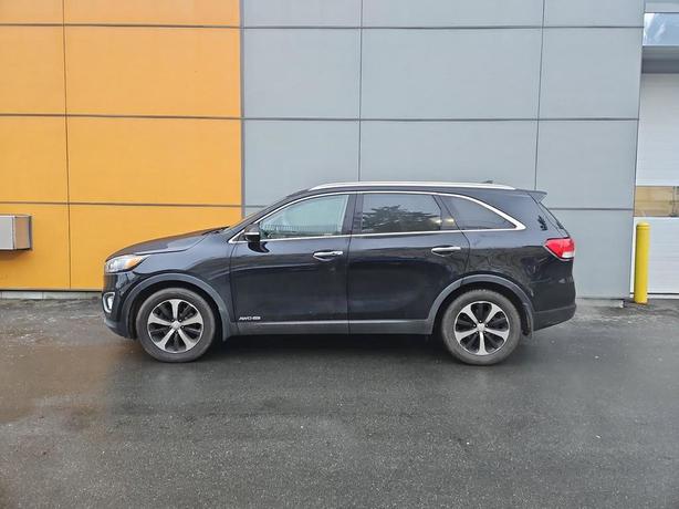 2018 Kia Sorento EX V6 | Heated Seats! image 3