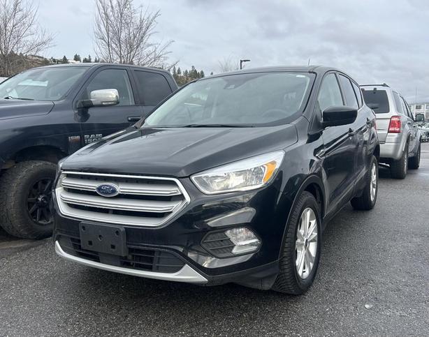 2019 Ford Escape SE AUTO, KEYLESS ENTRY, BACK UP CAMERA, BLUETOOTH, FWD, GREY IN image 1
