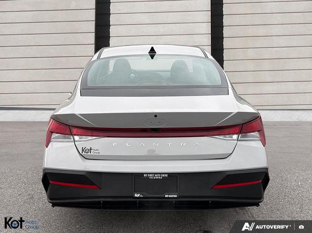 2025 Hyundai Elantra Preferred ! FORWARD COLLISION! BLINDSPOT! REAR CROSS TRAFFI image 5