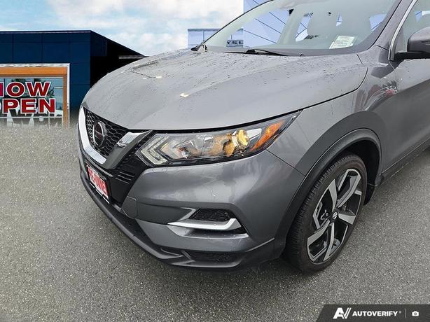 2021 Nissan Qashqai SV AWD | Heated Seats! image 8