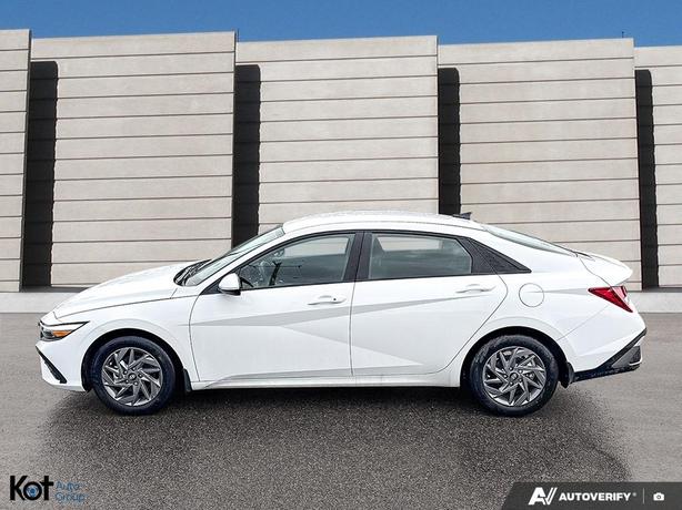 2025 Hyundai Elantra Preferred image 3
