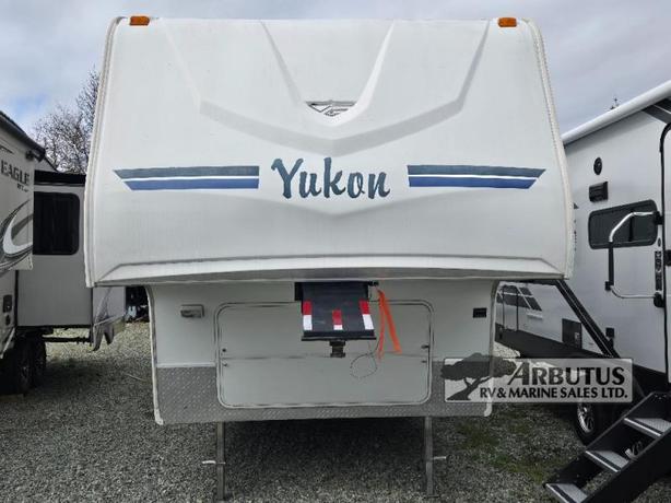 Used 2006 Fleetwood RV Wilderness Yukon 25.5RKS image 2