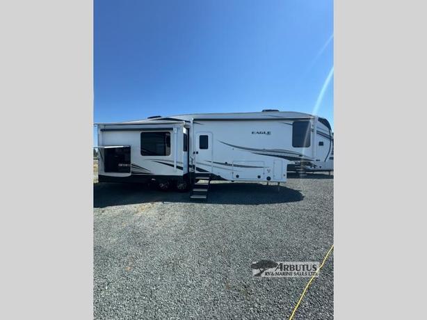 Used 2022 Jayco Eagle 317RLOK image 2