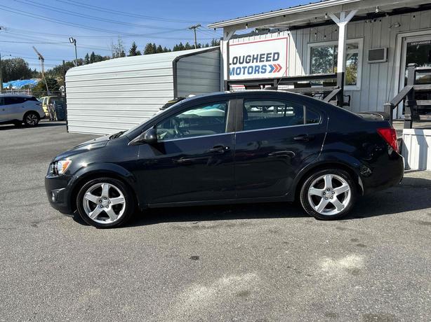 2015 Chevrolet Sonic image 4