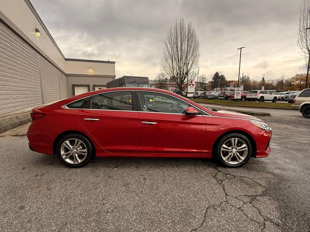 2018 Hyundai Sonata GLS - Leather, Heated Steering Wheel, Sunroof image 5