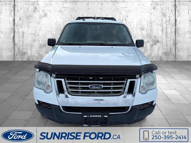 2007 Ford Explorer XLT - DELIVERS CONFIDENT PERFORMANCE FOR DAILT DRIVING, ROAD  image 2