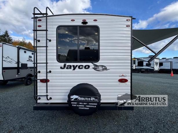 Used 2022 Jayco Jay Flight SLX Western Edition 212QBW image 7