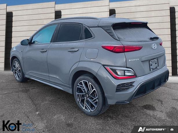 2023 Hyundai Kona N Line BLUETOOTH APPLE CARPLAY! PUSH-BUTTON START AND KEY-LESS image 4