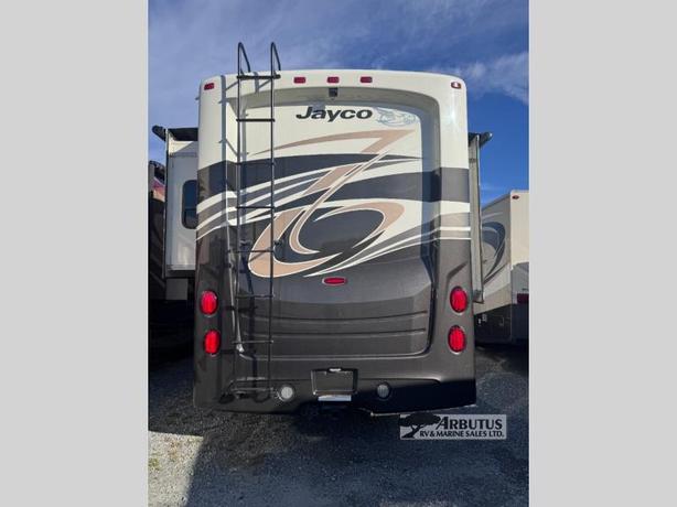 Used 2016 Jayco Seneca 37HJ image 4