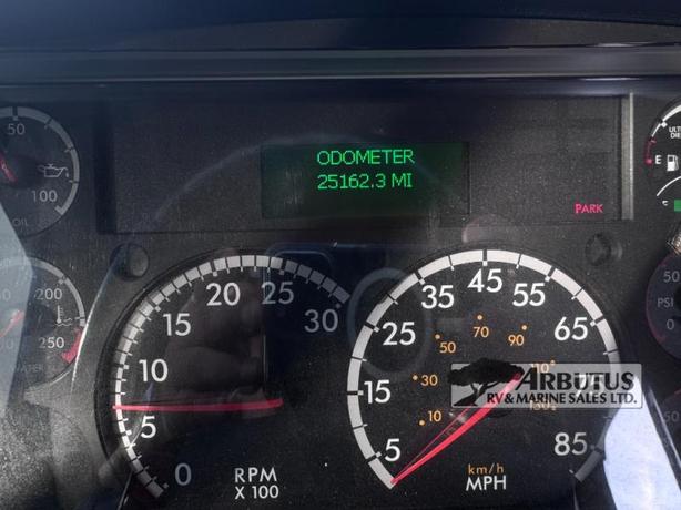 Used 2016 Jayco Seneca 37HJ image 7