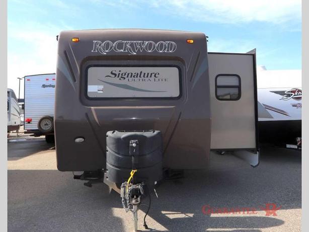 Used 2014 Forest River RV Rockwood Signature Ultra Lite 8293 image 2
