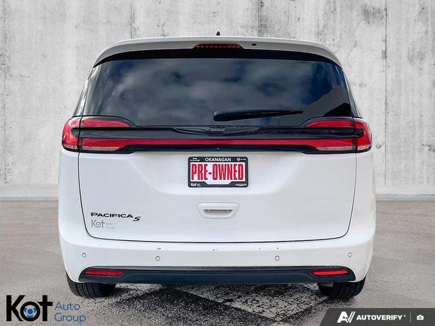 2023 Chrysler Pacifica Touring L | Power Sunroof | Remote Start | Heated Seats & image 4