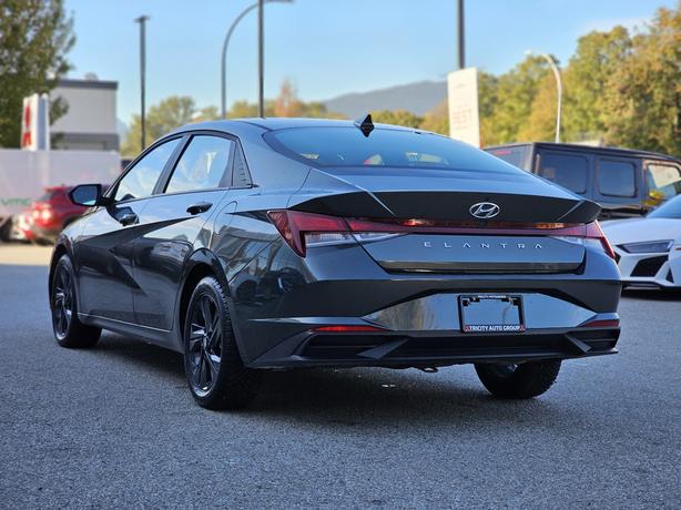 2023 Hyundai Elantra Preferred - No Accidents, Heated Steering Wheel image 7