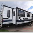 Used 2022 CrossRoads RV Zinger ZR340MB thumbnail image 6