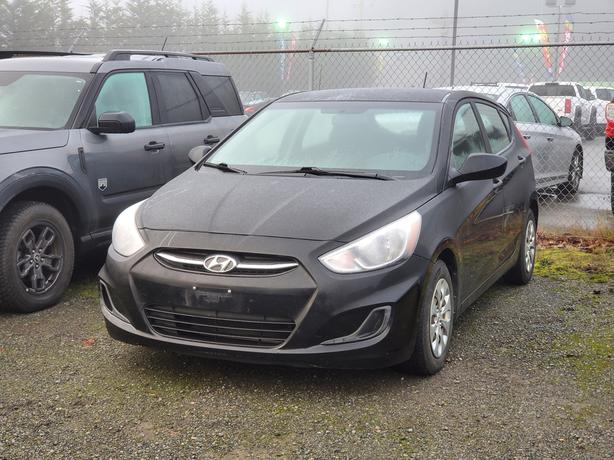 2017 Hyundai Accent GL image 1