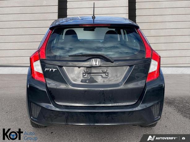 2017 Honda Fit LX MANUAL TRANSMISSION! BLUETOOTH! image 5
