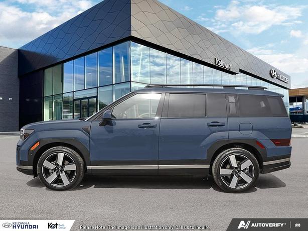 2025 Hyundai Santa Fe Luxury demo image 3