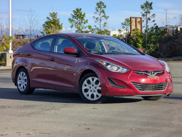 2015 Hyundai Elantra image 4