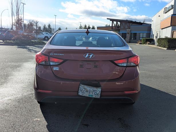 2015 Hyundai Elantra image 7
