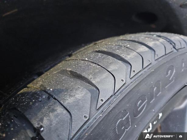 2017 Ford Focus RS | One Owner! image 7