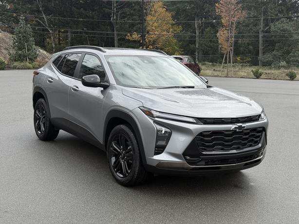 2025 Chevrolet Trax ACTIV- No Accident, Power Seat & Back Up Camera image 4