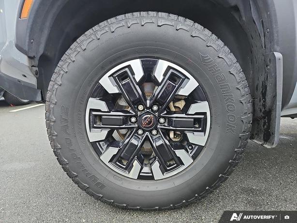 2022 Nissan Frontier PRO-4X | No Reported Accidents! image 6